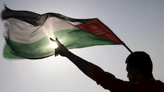 12 دولة تشكل تحالفًا لدعم السلطة الفلسطينية ماليا