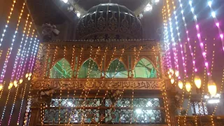 مولد الدسوقي السنوي.. احتفالات صوفية وأسواق نشطة في قلب كفر الشيخ (صور)