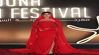 خطفت الأنظار في سهرة القاهرة السينمائي.. أجرأ إطلالات الفنانة سينتيا خليفة