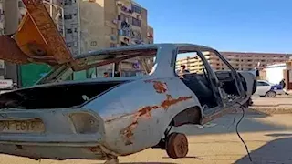 رفع 35 سيارة ودراجة نارية مهملة من شوارع القاهرة والجيزة