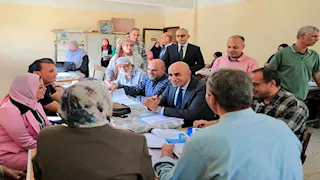 وزير التعليم يُفاجئ مدارس الغربية بزيارة لمتابعة الدراسة وتسليم الكتب
