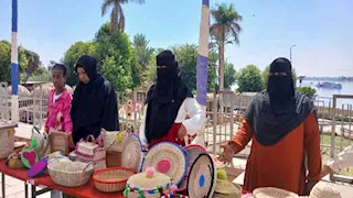بالصور- تنظيم معارض أيادي مصر بمعابد أسوان ضمن احتفالات اليوم العالمي للسياحة