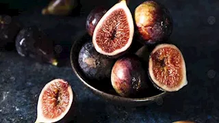 هل يحتوي التين فعليا على حشرات يأكلها الإنسان؟