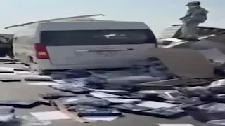 حادث مروع بالطريق السياحي.. مصرع أجنبي وإصابة 8 في تصادم 3 سيارات | صور