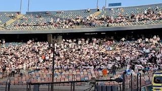 "تم توقيفه أمام البوابات".. منع لاعب الزمالك من دخول ستاد القاهرة (فيديو)