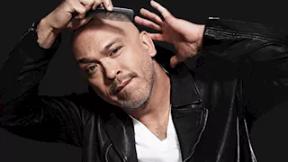 "عرض استثنائي".. تركي آل الشيخ يروج لحفل جو كوي ضمن مهرجان الرياض للكوميديا