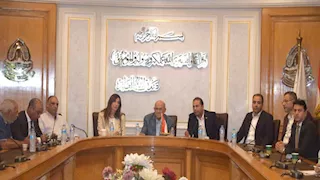 غرفة القاهرة تجتمع لتنظيم معرض أهلًا مدارس الرئيسي بمدينة نصر