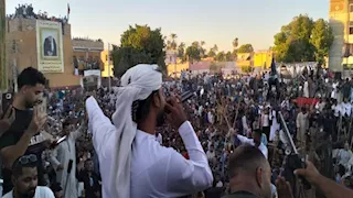 بمدائح نبوية وعروض تراثية.. أهالي الأقصر يحتفلون بالمولد النبوي الشريف (صور)