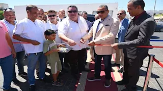 بتخفيضات 30%.. محافظ جنوب سيناء يفتتح معرض "أهلاً مدارس" بشرم الشيخ (صور)