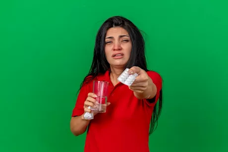 لماذا نشعر بالتعب بعد تناول المضادات الحيوية؟