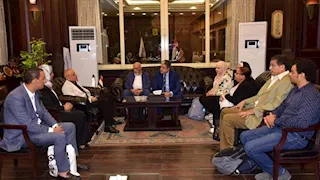 محافظ الأقصر يبحث مع وفد التنمية المحلية تحديث الهيكل التنظيمي والوصف الوظيفي