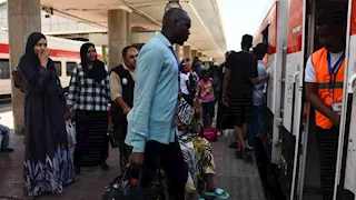 السكة الحديد مصر تُسيّر الرحلة الـ21 لقطارات العودة السودانيين