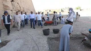 الأقصر تكشف أسرارها.. كتل أثرية عملاقة ترى النور بعد أكثر من ألفي عام