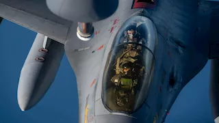 سفارة أمريكا تنشر صورة من مناورة النجم الساطع مع مصر وتعلق: إحنا أقوى مع بعض