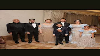 "مع أبنائهم".. 9 صور لوليد سليمان وزوجته في إحدى المناسبات