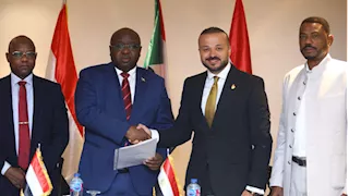 على خطى "ساويرس".. رجل الأعمال محمد الجارحي يستثمر في الذهب بالسودان