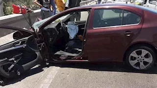 مصرع أب ونجله وإصابة اثنين آخرين في حادث تصادم بالوادي الجديد