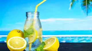 هل الماء بالليمون يساعد على إنقاص الوزن؟