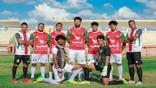 "بشكل البطيخ".. فريق بالدرجة الثالثة يثير الجدل بقميصه الجديد (صور)