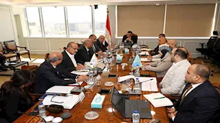 وزير الإسكان يجتمع مع ممثلي "أوراسكوم"  لمتابعة تنفيذ عدد من المشروعات -تفاصيل