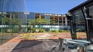 إسرائيل تعيد فتح المجال الجوي بعد قصف مطار رامون "صور"