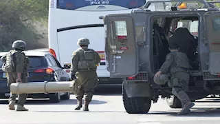 القناة 12 الإٍسرائيلية تكشف تفاصيل عملية إطلاق النار في القدس