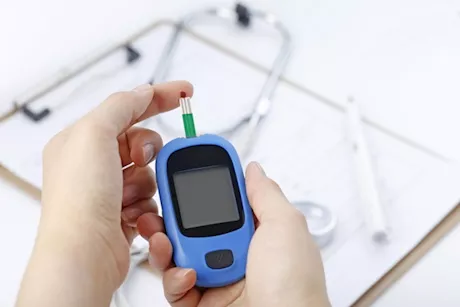 السكري الكاذب عند الشباب- إليك الأسباب والأعراض