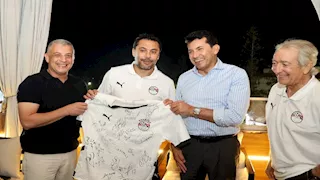 بحضور وزير الرياضة.. محافظ الإسماعيلية يستضيف منتخب مصر بالقرية الأولمبية- صور