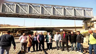 محافظ سوهاج: الانتهاء من تركيب كوبري مشاة الثلاث كباري تمهيدًا لافتتاحه