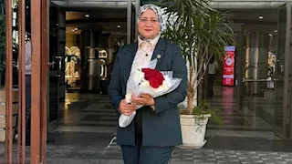 حصول النائبة مروة قنصوة على الدكتوراه حول الحوكمة الرشيدة بقطاع الكهرباء