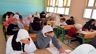 حقيقة تعليق امتحانات نصف العام 2026 غداً بسبب سوء الأحوال الجوية 