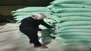 تحرير 140 مخالفة وضبط دقيق مدعم قبل بيعه بالسوق السوداء في المنيا