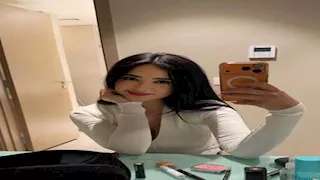 "أكثر من لوك".. دعاء حكم تخطف الأنظار بإطلالة أنيقة وجريئة