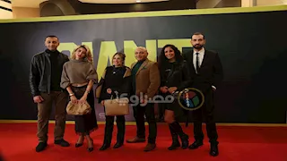 الصور الأولى من العرض الخاص لفيلم "Giant"