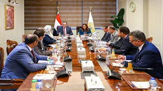 "التنمية المحلية" و"التنظيم والإدارة" يبحثان تحديث هياكل الوزارة