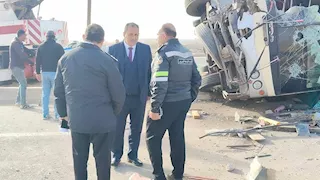 مصرع عامل وإصابة 27 في حادث مروع لأتوبيس عمال بالشرقية