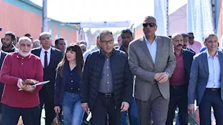 البنك الأهلي يسلم عددا من البيوت والمشروعات الصغيرة للمستفيدين بأسوان   