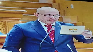 من بينهم نافع عبد الهادي وأحمد الوليد.. نواب الجيزة يؤدون اليمين الدستورية