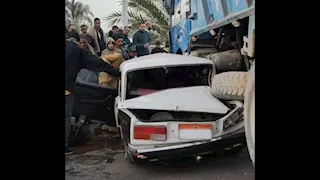 إصابة 3 أشخاص في تصادم سيارة نقل وتاكسي أعلى كوبري الواسطى بأسيوط