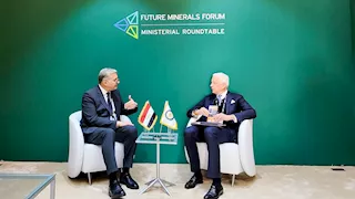 وزير البترول يبحث مع "ريو تينتو" خريطة استثماراتها في مصر 