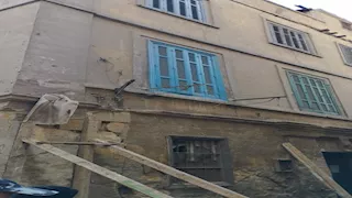  انهيار واجهة منزل قديم في روض الفرج