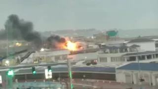 إخماد حريق كافيه كورنيش الإسكندرية.. والمعاينة: بسبب تسرب غاز (فيديو وصور)