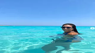 "والديها أطباء أسنان".. 25 صورة وأبرز المعلومات عن فريدة عثمان