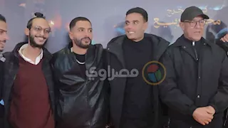 أشرف عبد الباقي يصل العرض الخاص لفيلم "ده صوت ايه ده"