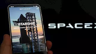 إيلون ماسك يعترف بإنشاء شركة "سبيس إكس" للقاء كائنات فضائية