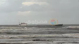 اللحظات الأخيرة فوق الأمواج.. فرق إنقاذ هيئة قناة السويس تصل موقع السفينة FENER