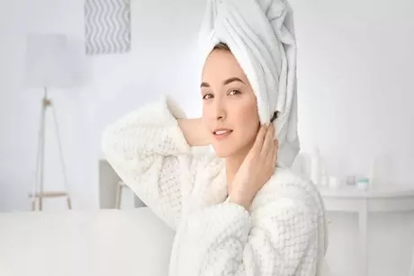 أسباب الشعور بحكة الجسم بعد الاستحمام في الشتاء