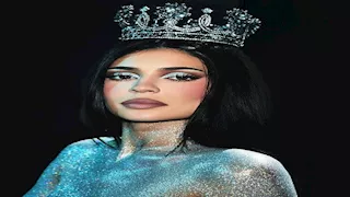 بعد ظهورها بفستان ذهبي جريء ومجوهرات فاخرة.. من هي عارضة الأزياء كايلي جينز؟ 