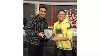 يتحدث عن علاقته بالنجم محمد فوزي.. كريم الحو ضيف برنامج سعد الصغير