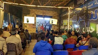 لصلاح ومرموش.. مشجعو السويس يتوقعون فوز مصر على السنغال بهدفين (فيديو وصور)